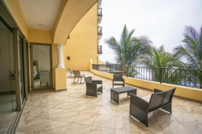 Gavias Grand-Cerritos Get Away
